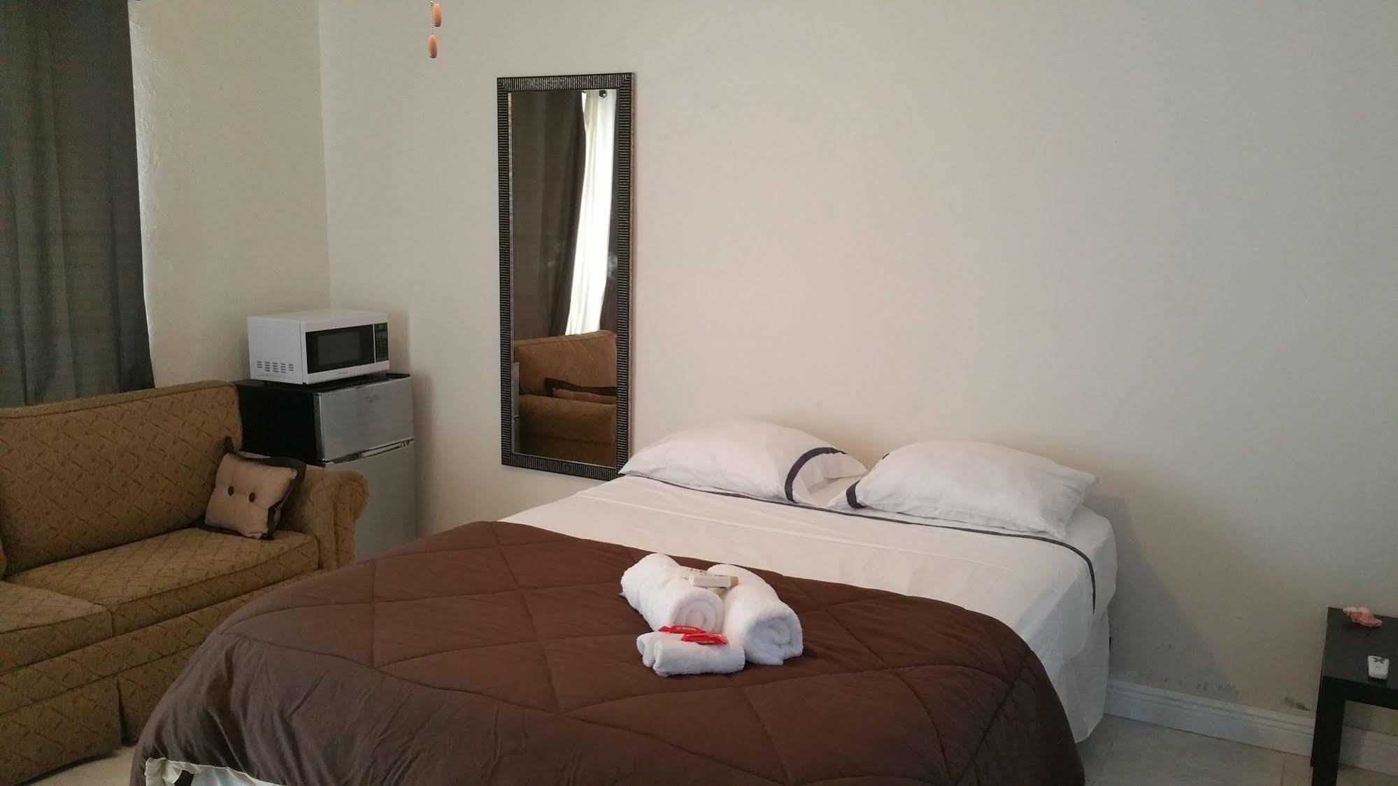 Stay Inn Дания-Бич Экстерьер фото